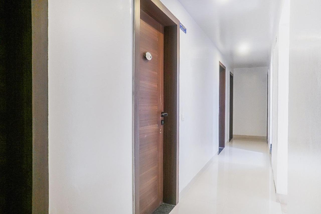 Oyo 15541 Pearl Inn プネ エクステリア 写真